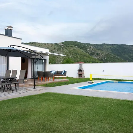 Isaali Apartamento Blagaj
