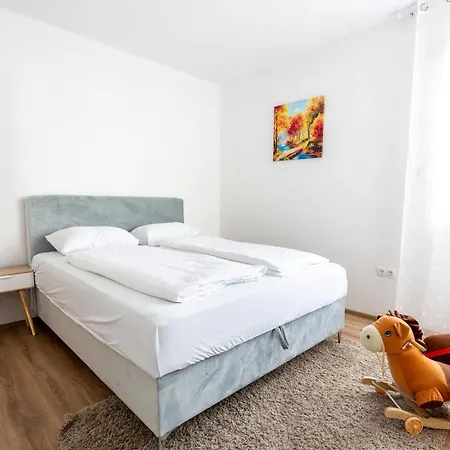 Apartamento Isaali