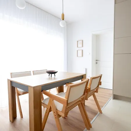 Isaali Apartamento *