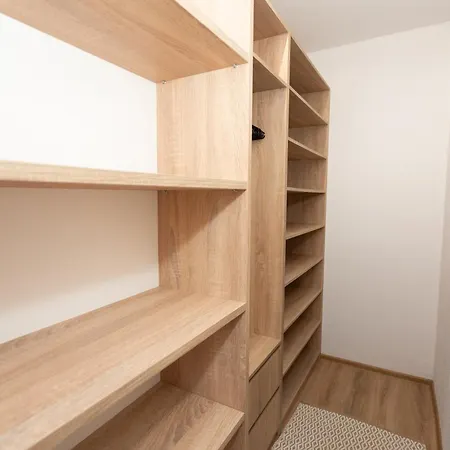 Apartamento Isaali *
